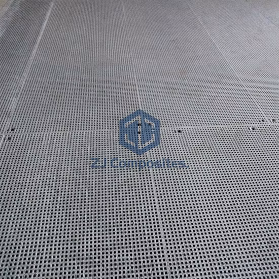 Grille moulée en polyester FRP/GRP en fibre de verre avec surface sablée, grille moulée en fibre de verre FRP/GRP